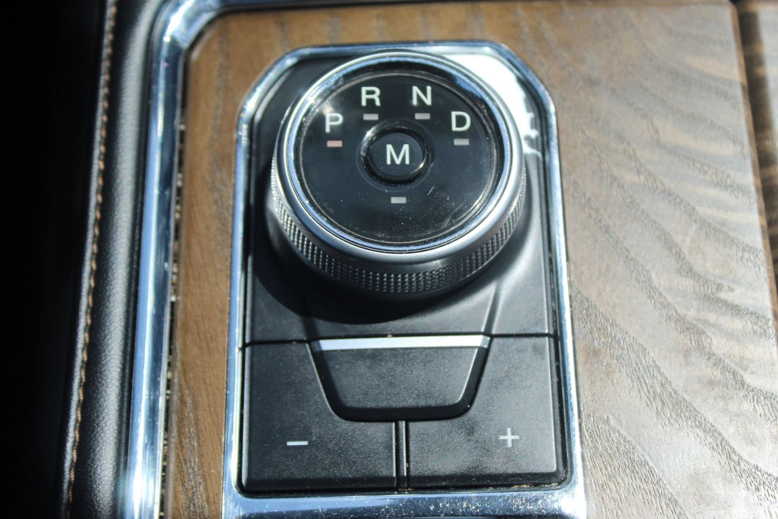 Used 2019 Ford Expedition Max Platinum AWD/4WD image 39