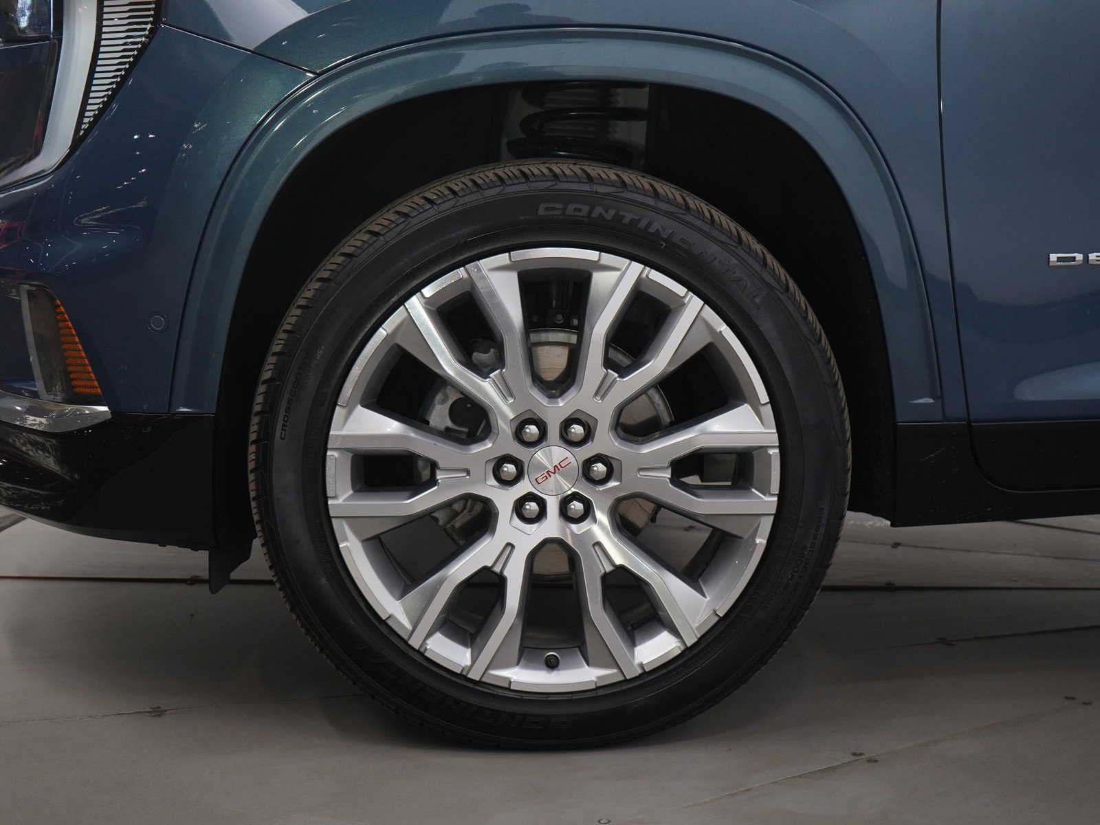 Used 2024 GMC Acadia Denali w/ Super Cruise Package image 34