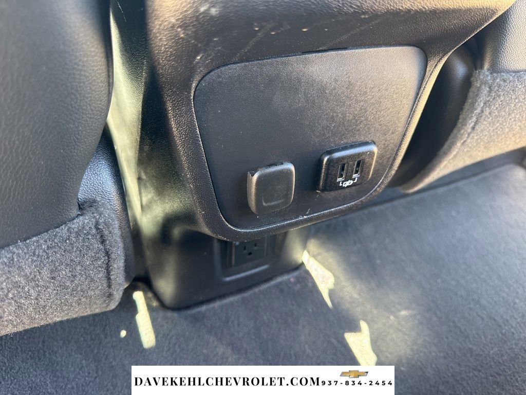 Used 2018 Chevrolet Equinox Premier image 32