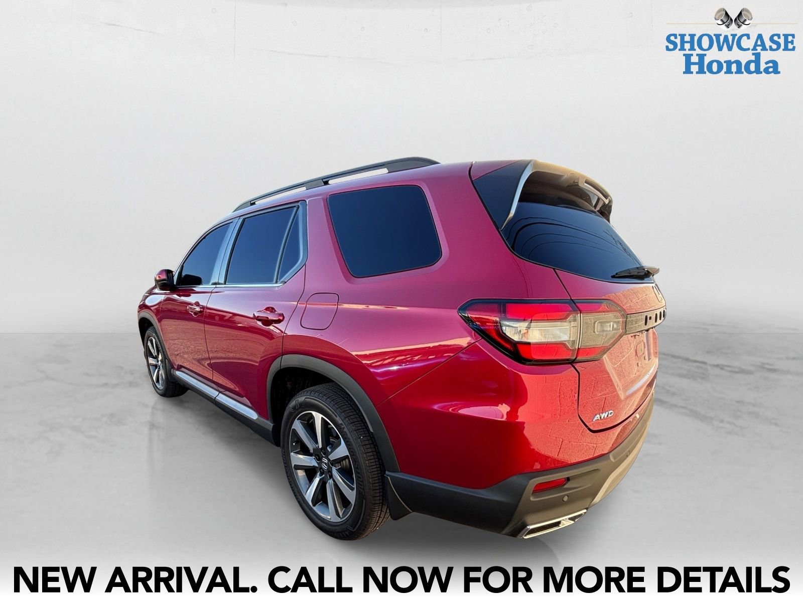 Used 2025 Honda Pilot Elite image 4