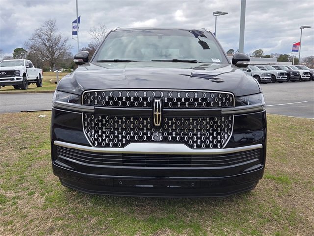 New 2026 Lincoln Navigator L Reserve image 2