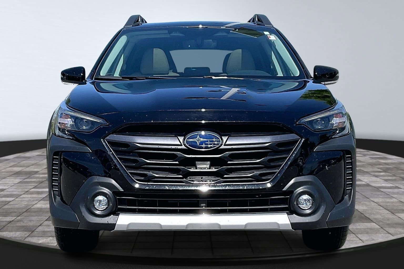 Certified 2024 Subaru Outback Limited AWD/4WD image 3