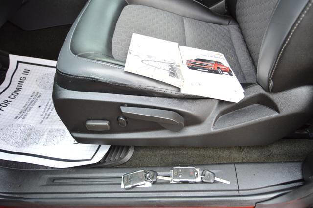 Used 2015 Chevrolet Colorado Z71 image 33
