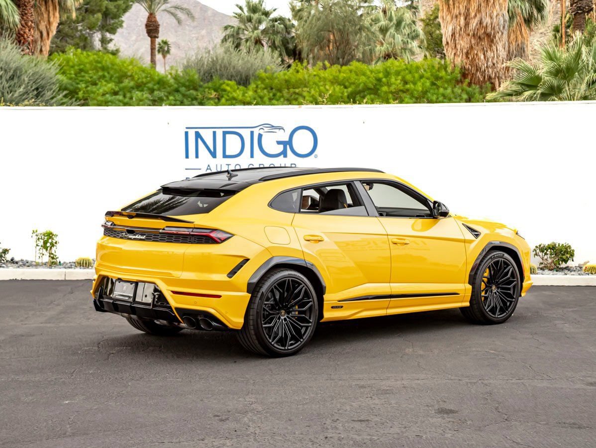 Used 2026 Lamborghini Urus SE AWD/4WD image 6