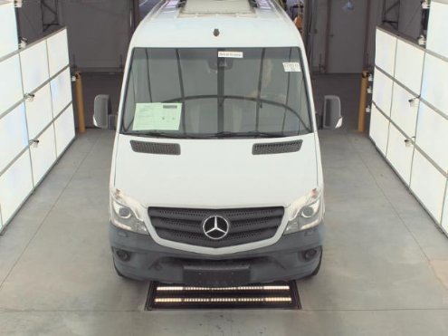 Used 2016 Mercedes-Benz Sprinter 2500 image 2