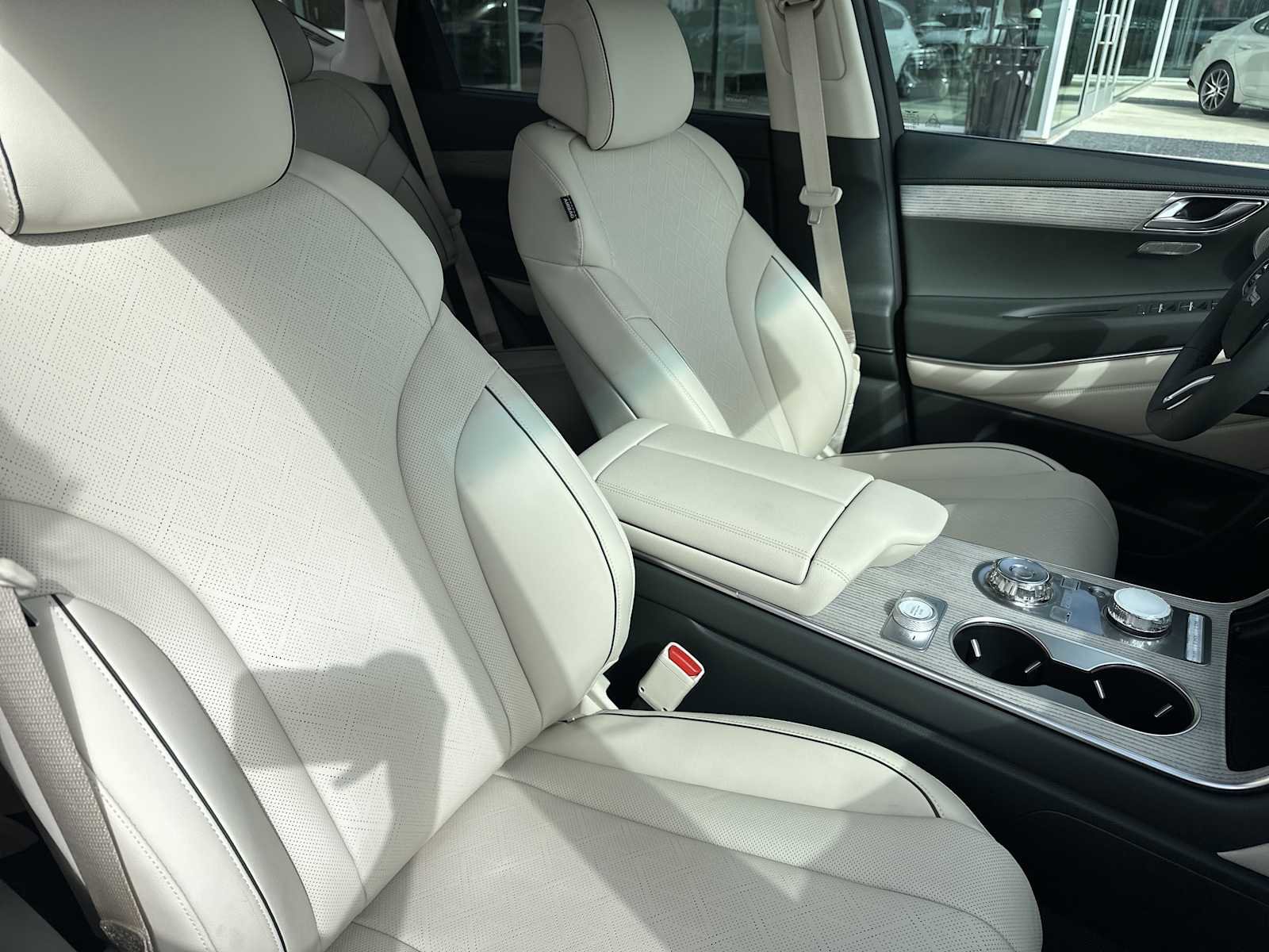 New 2026 Genesis GV80 2.5T Advanced image 38