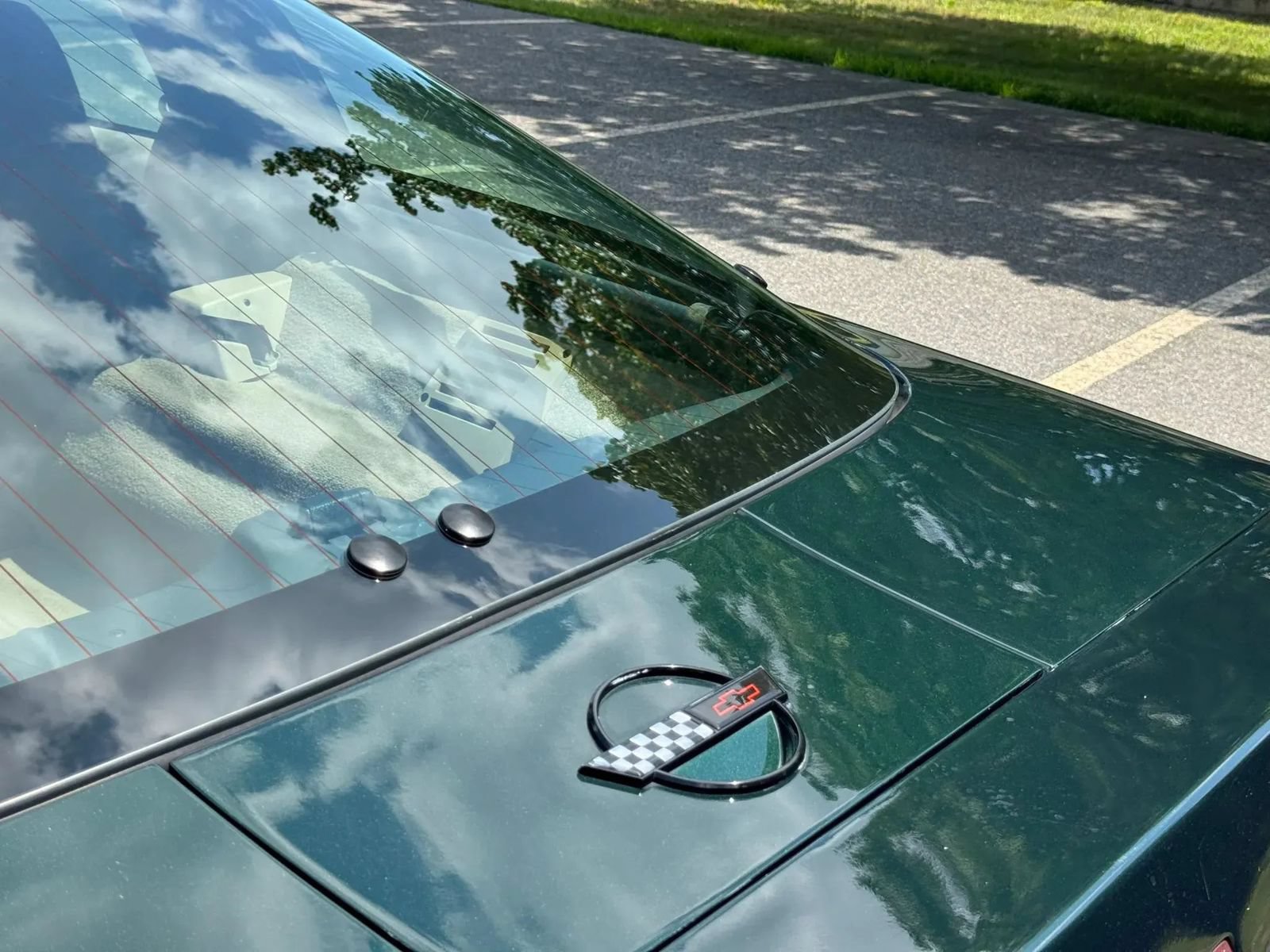 Used 1994 Chevrolet Corvette Coupe RWD image 11
