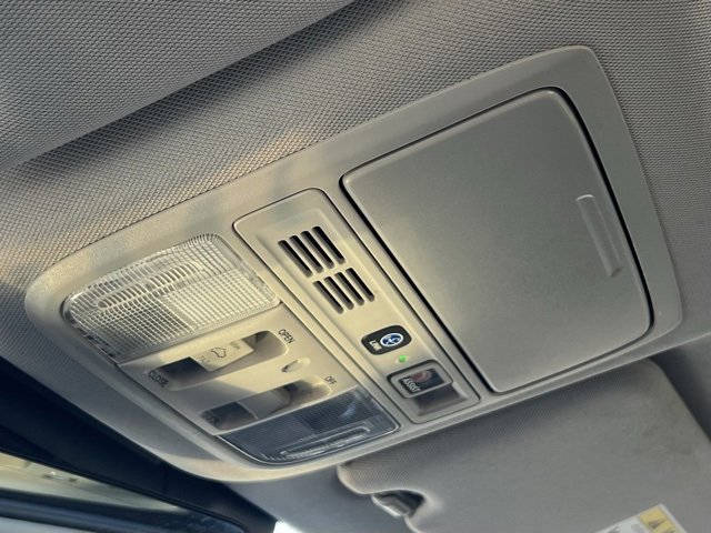 Used 2019 Honda Accord Touring image 25