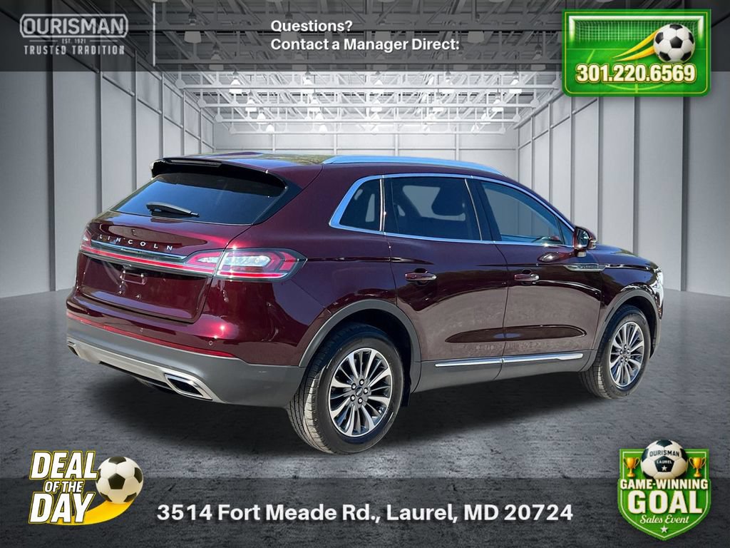 Used 2023 Lincoln Nautilus AWD w/ Premium Package image 3