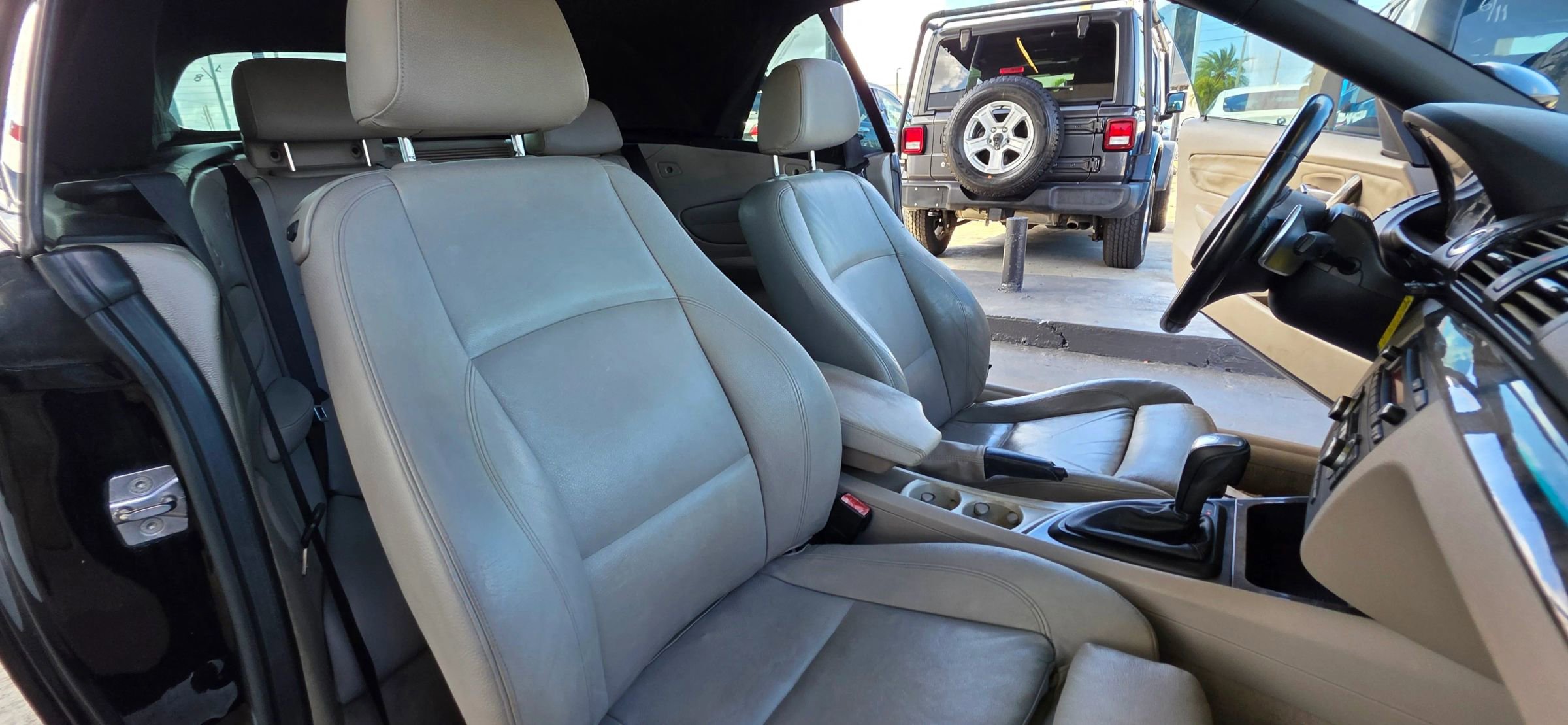 Used 2011 BMW 128i Convertible image 19