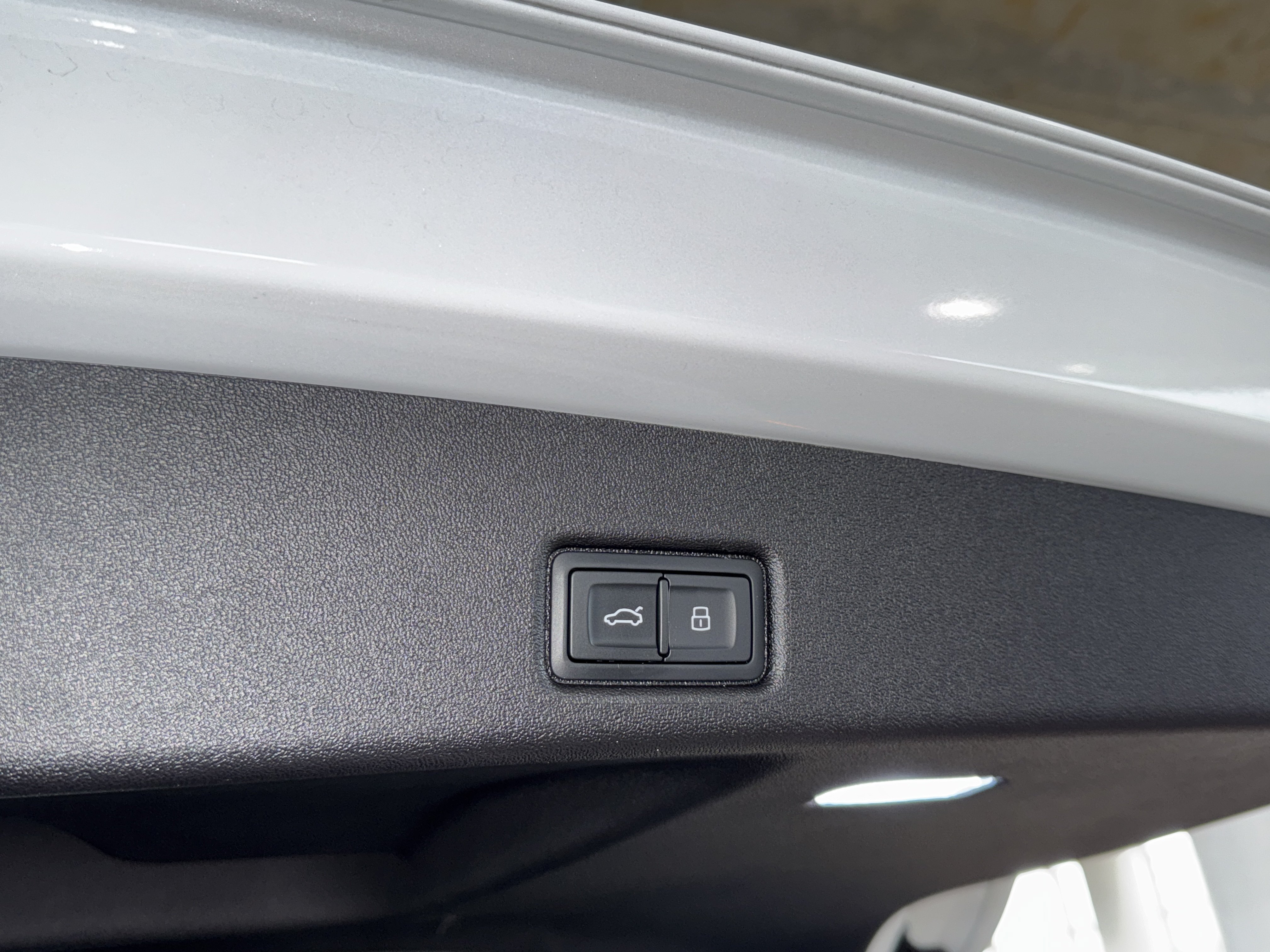 Used 2025 Audi Q5 Prestige AWD/4WD image 14