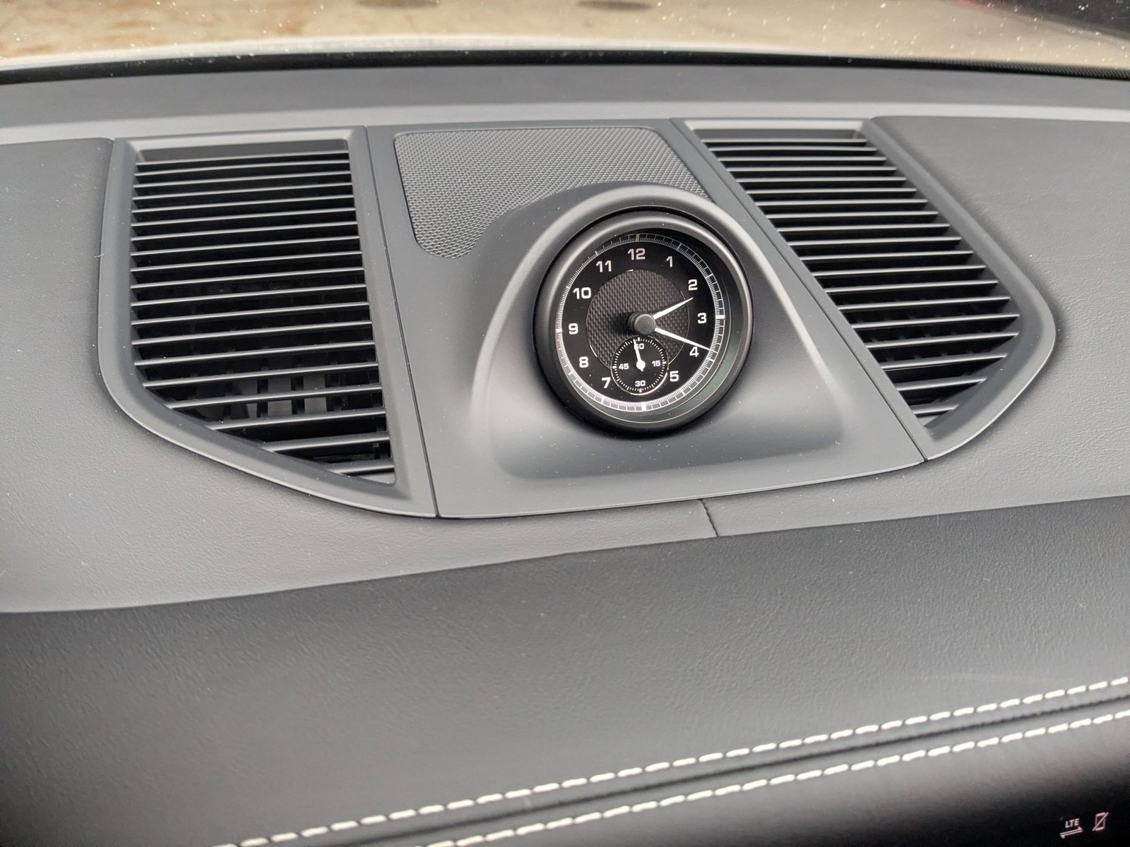 New 2026 Porsche Macan S image 22