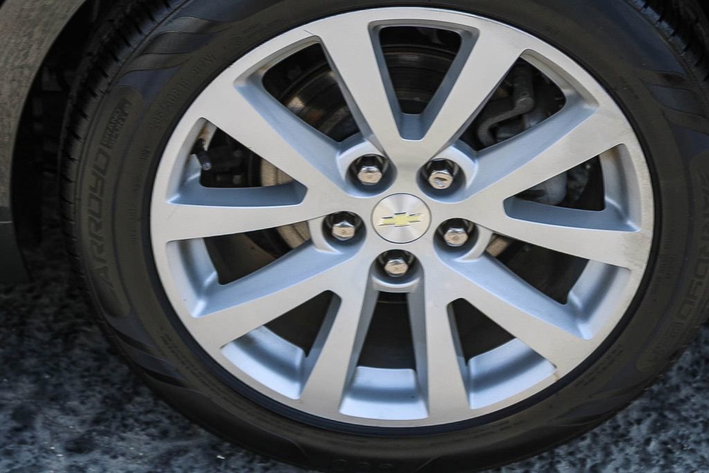 Used 2014 Chevrolet Malibu LT FWD image 11