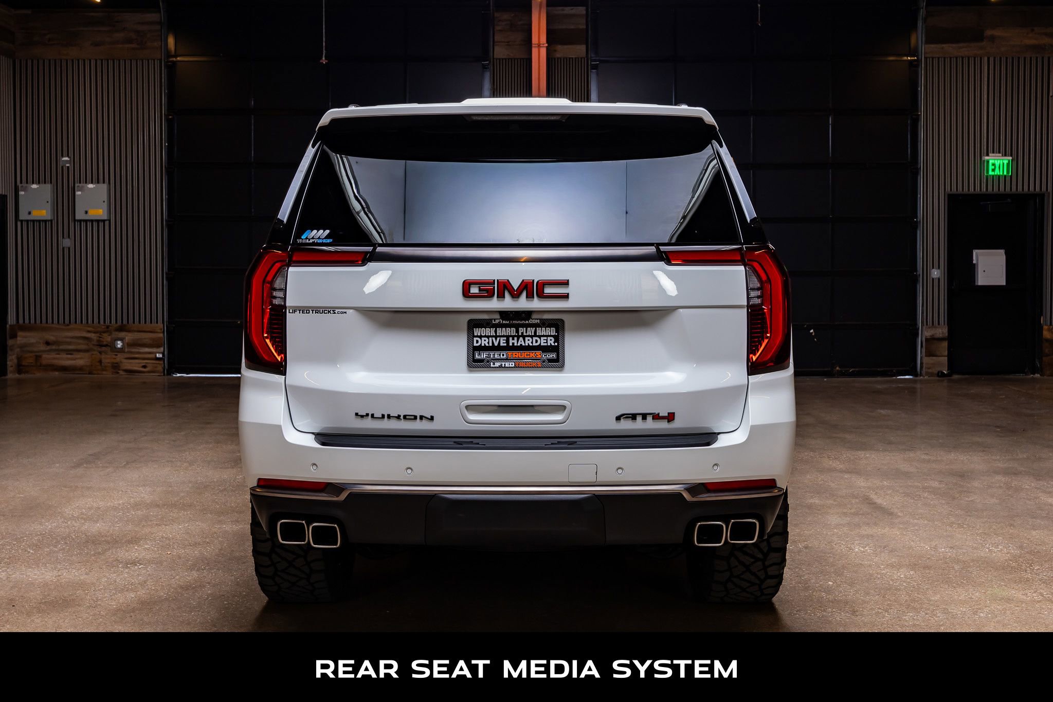 Used 2025 GMC Yukon AT4 Ultimate image 8