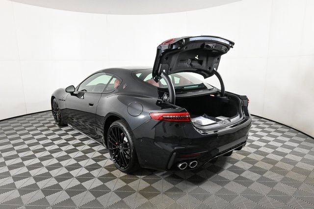 New 2026 Maserati GranTurismo Trofeo AWD/4WD image 32