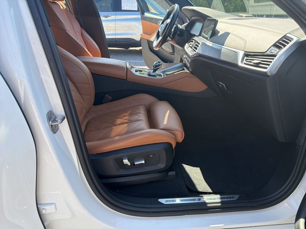 Used 2023 BMW X6 xDrive40i w/ Executive Package AWD/4WD image 24