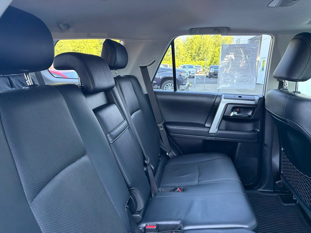 Used 2022 Toyota 4Runner Limited AWD/4WD image 28