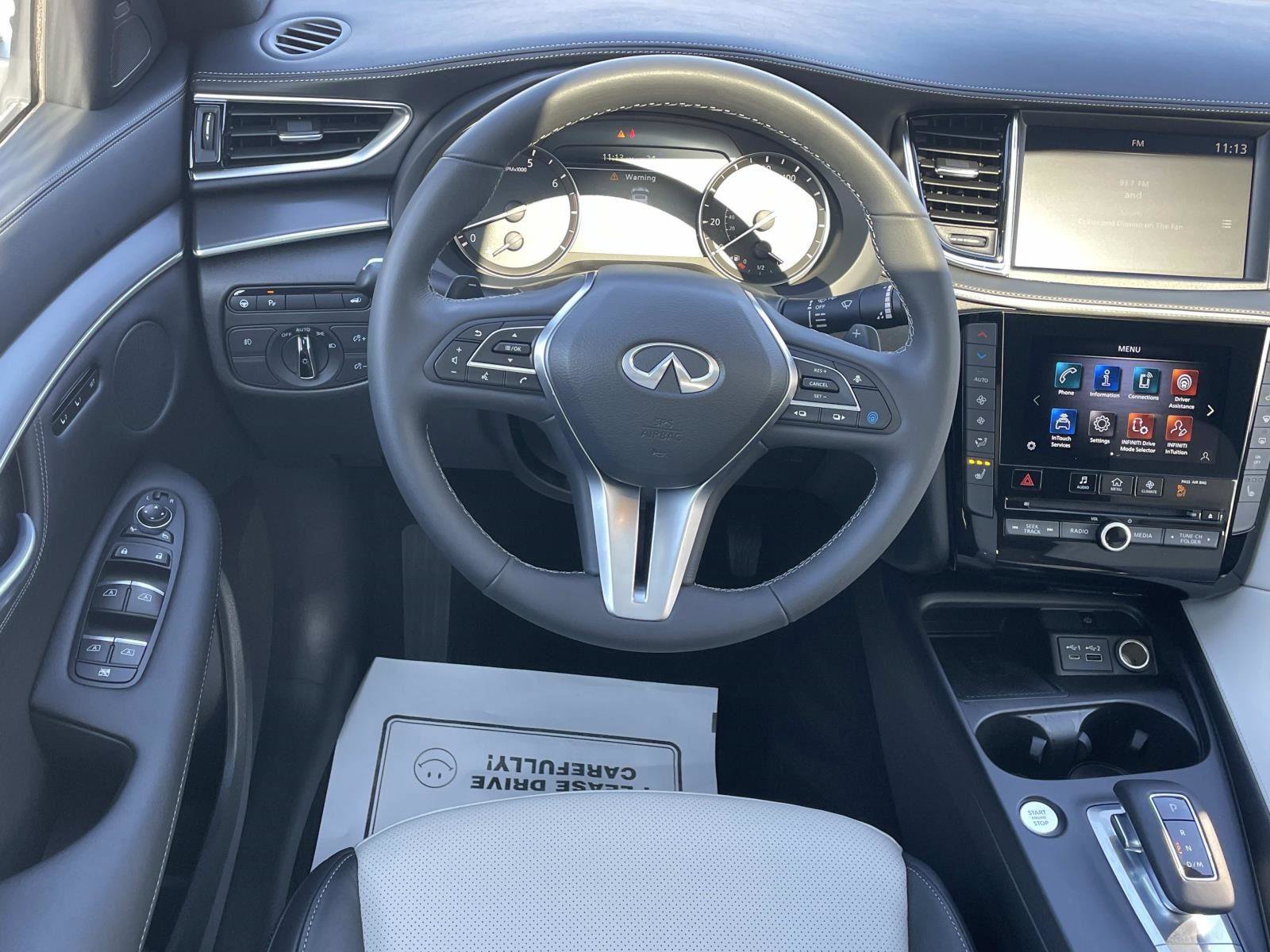 Certified 2025 INFINITI QX55 Luxe w/ Cargo Package image 11