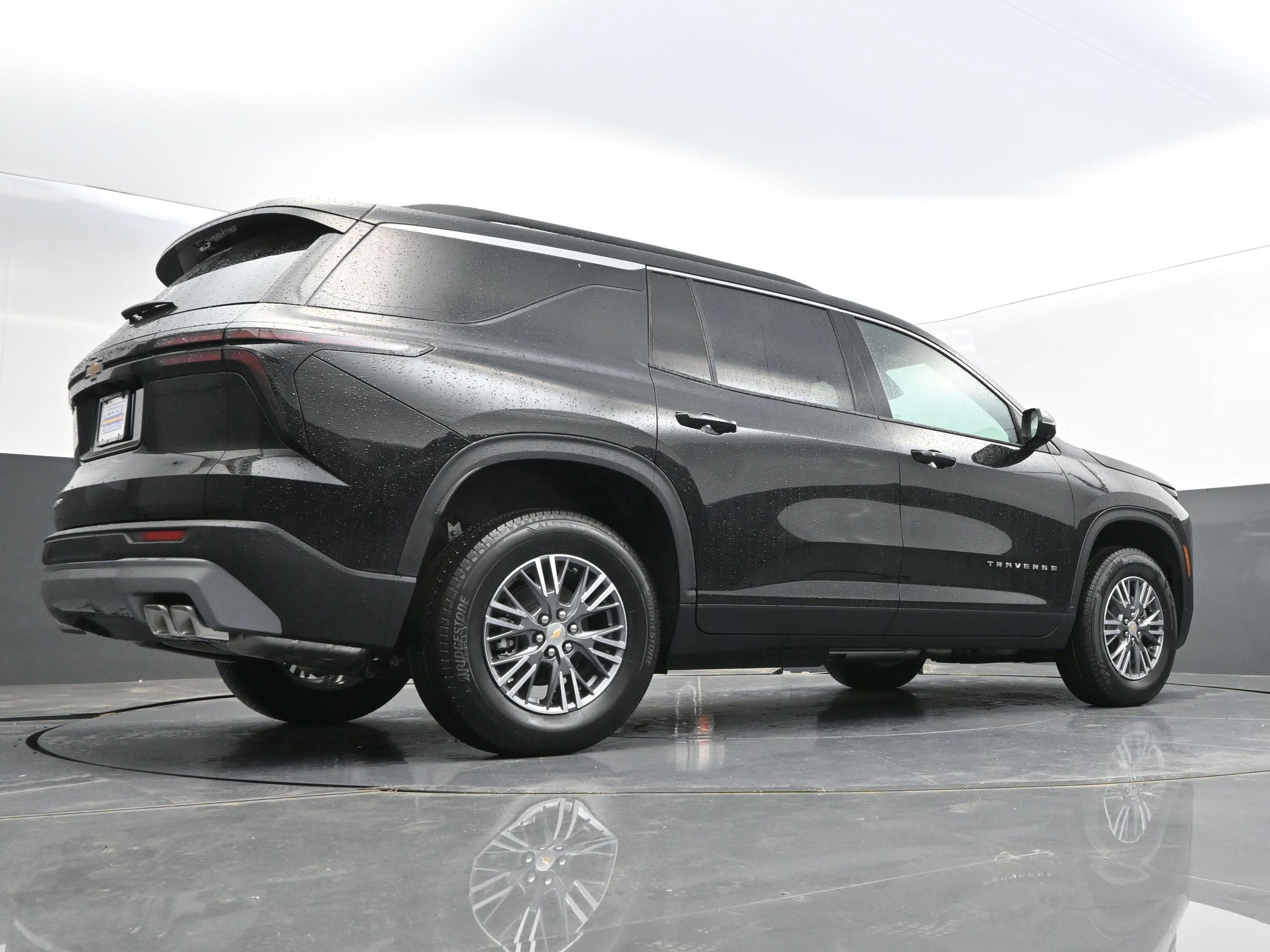 New 2026 Chevrolet Traverse LT AWD/4WD image 43