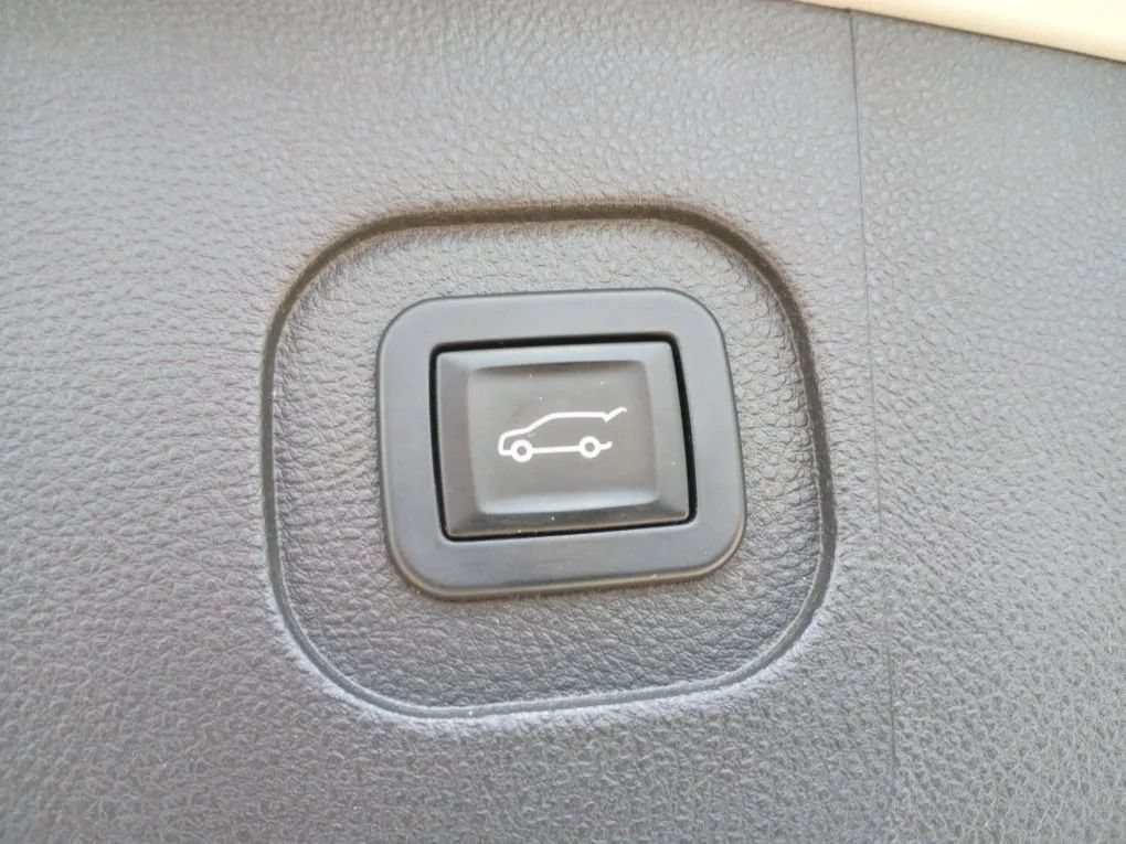 Used 2013 GMC Terrain SLT FWD image 21
