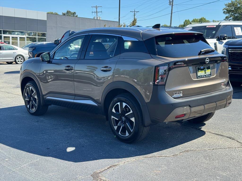 Certified 2026 Nissan Kicks SR AWD/4WD image 5