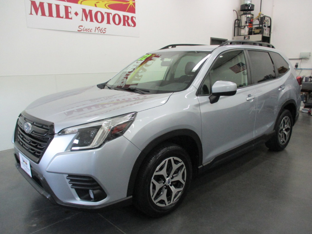 Used 2022 Subaru Forester Premium image 3