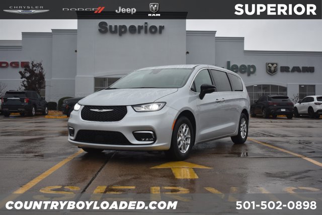 New 2026 Chrysler Pacifica Select image 1