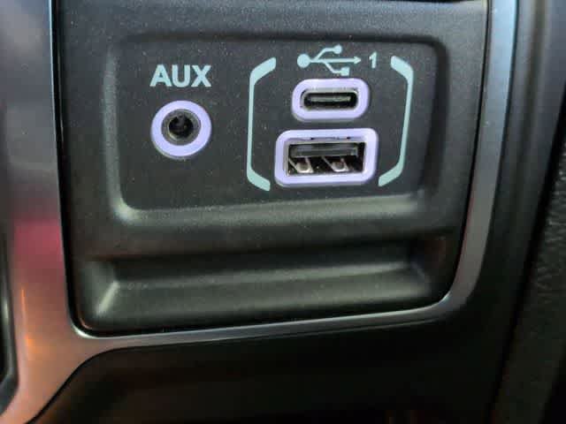 Used 2023 Jeep Wrangler Unlimited Rubicon w/ LED Lighting Group image 32
