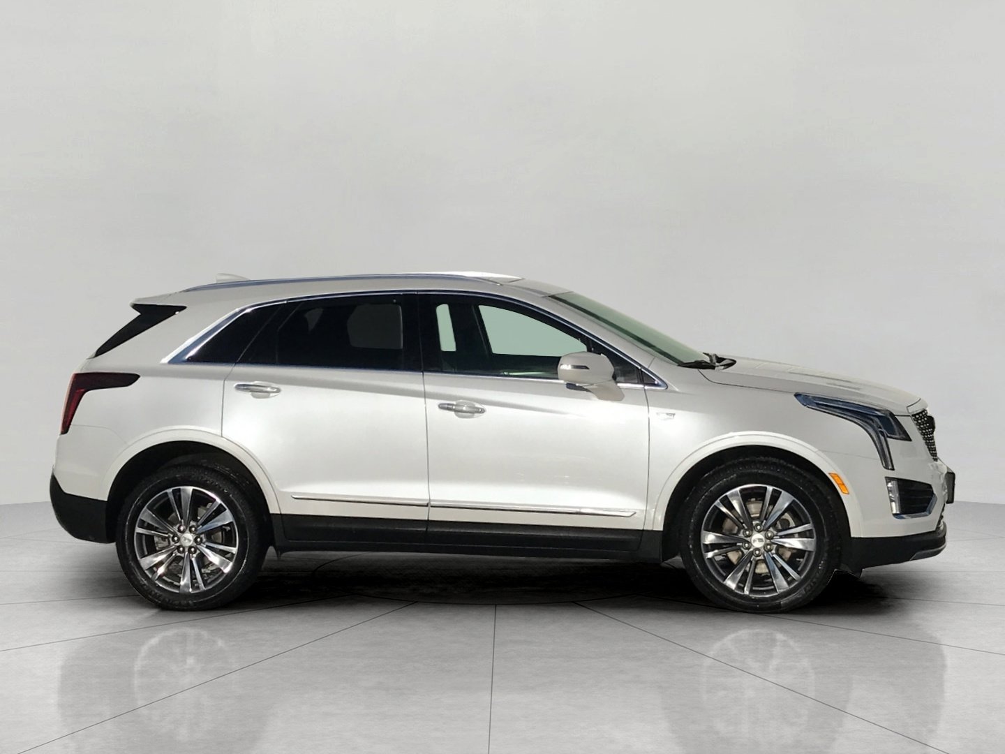 Used 2020 Cadillac XT5 Premium Luxury image 10
