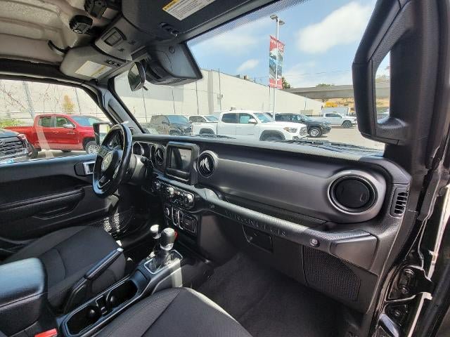 Used 2022 Jeep Wrangler Unlimited Sport AWD/4WD image 27