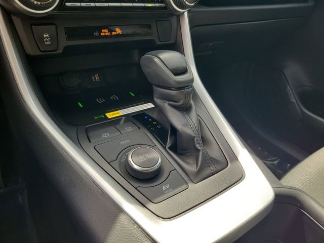 Used 2025 Toyota RAV4 Woodland Edition image 20