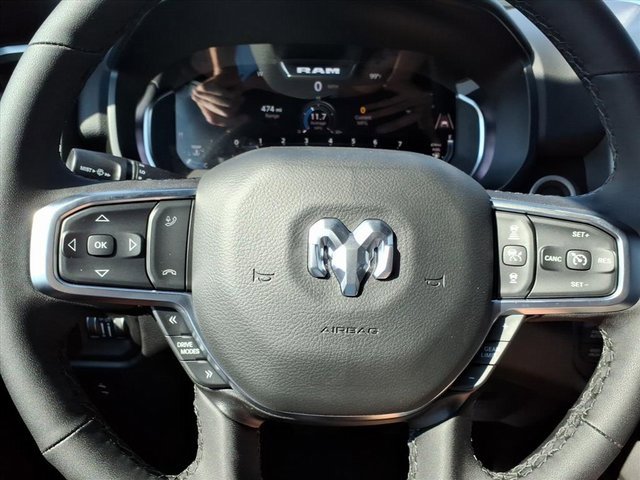 New 2026 RAM 1500 4x4 Crew Cab image 13