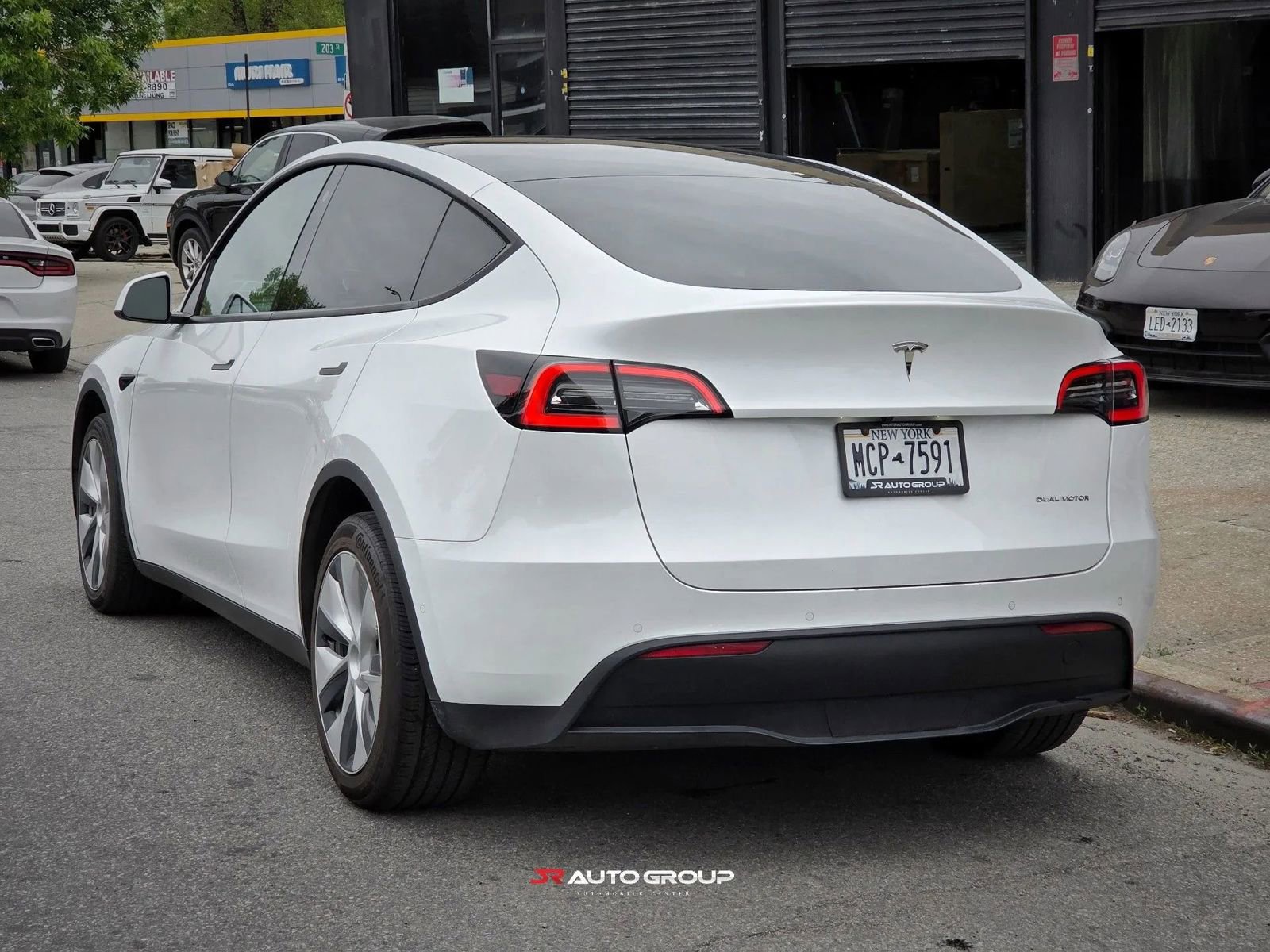 Used 2021 Tesla Model Y Long Range AWD/4WD image 7