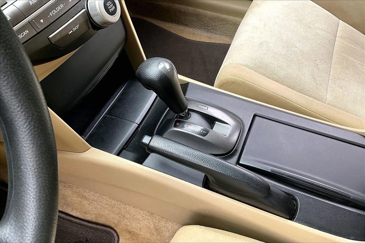 Used 2010 Honda Accord LX-P image 14