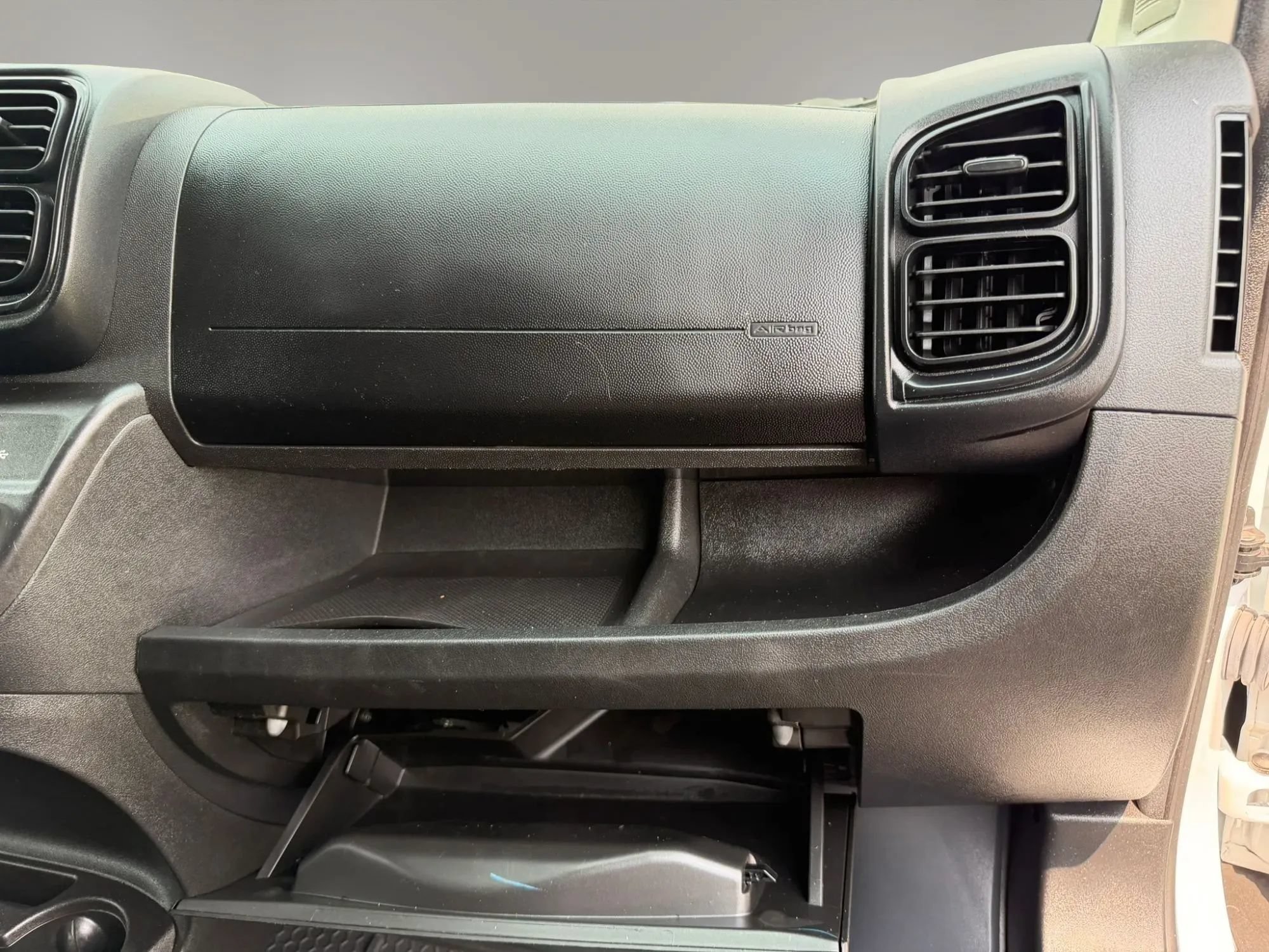 Used 2023 RAM ProMaster 2500 FWD image 42