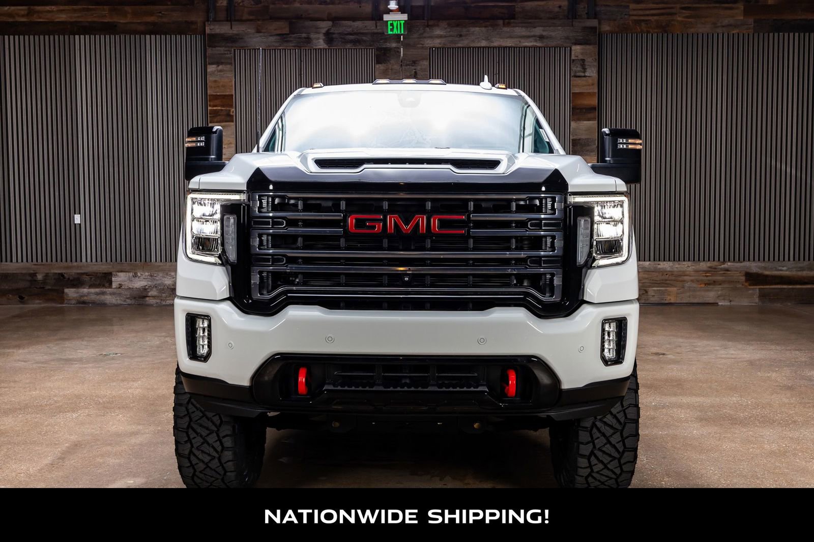 Used 2021 GMC Sierra 2500 AT4 w/ AT4 Premium Plus Package AWD/4WD image 4