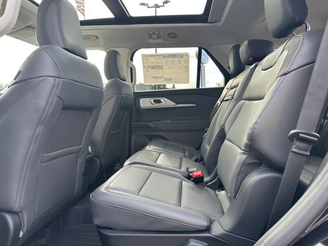 New 2025 Ford Explorer Active w/ Active Comfort Package image 18
