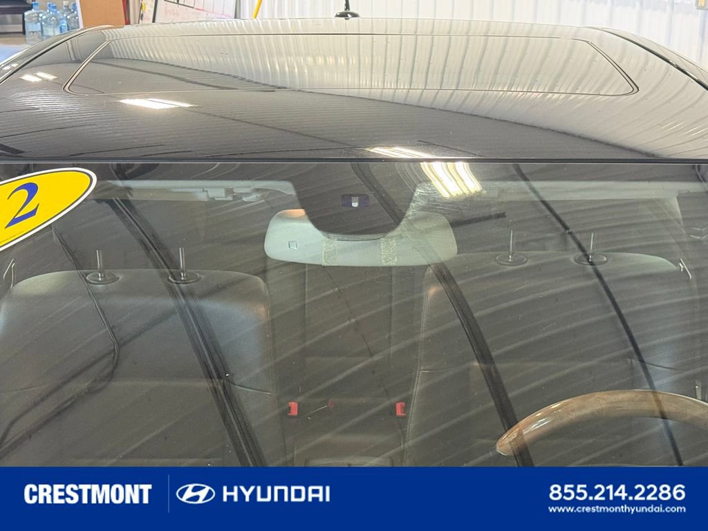 Used 2012 Mercedes-Benz E 350 4MATIC Sedan image 15
