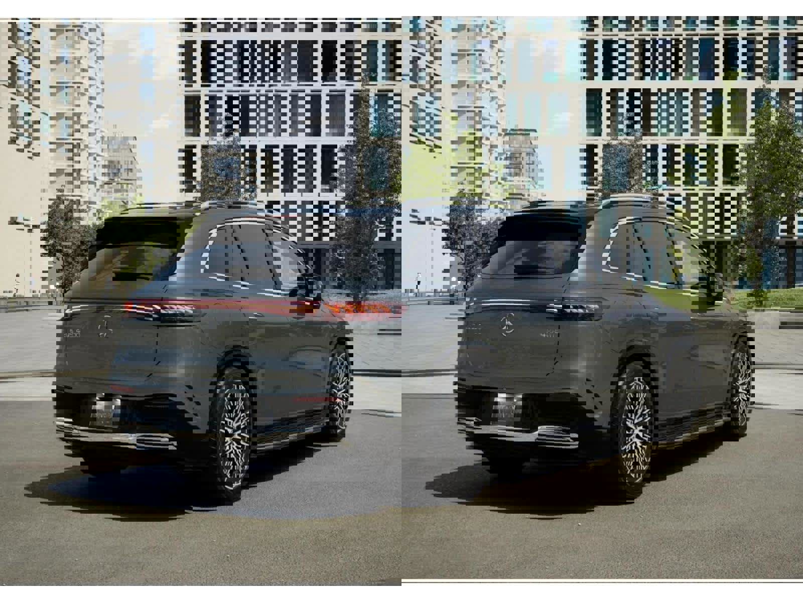 New 2026 Mercedes-Benz EQS 400 4MATIC SUV image 21