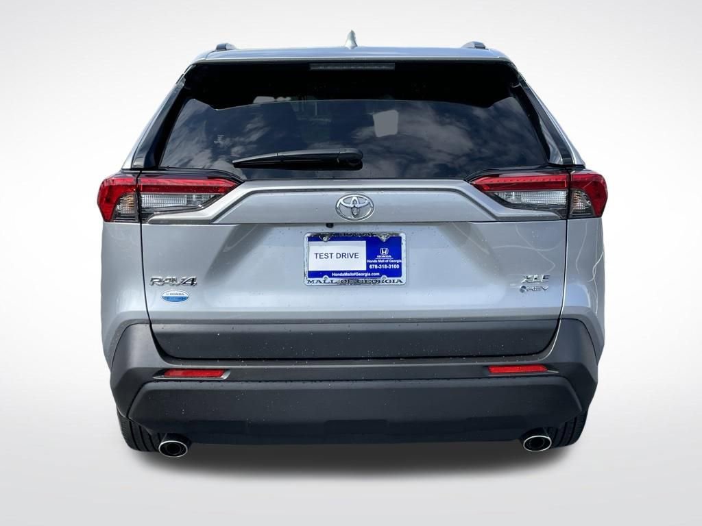 Used 2025 Toyota RAV4 XLE image 5