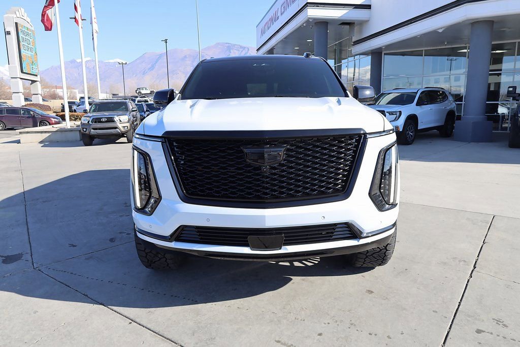 Used 2026 Cadillac Escalade ESV Sport w/ Touring Package image 9