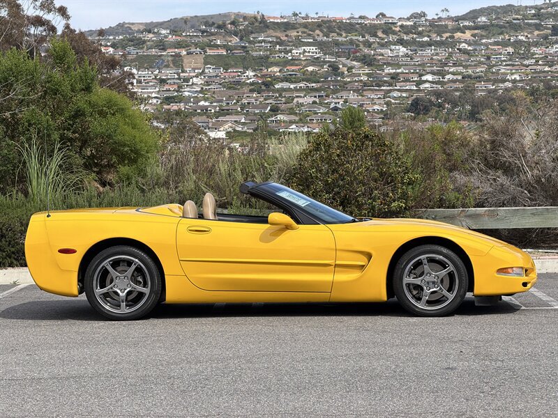 Used 2002 Chevrolet Corvette Convertible w/ Preferred Equipment Group2 RWD image 7