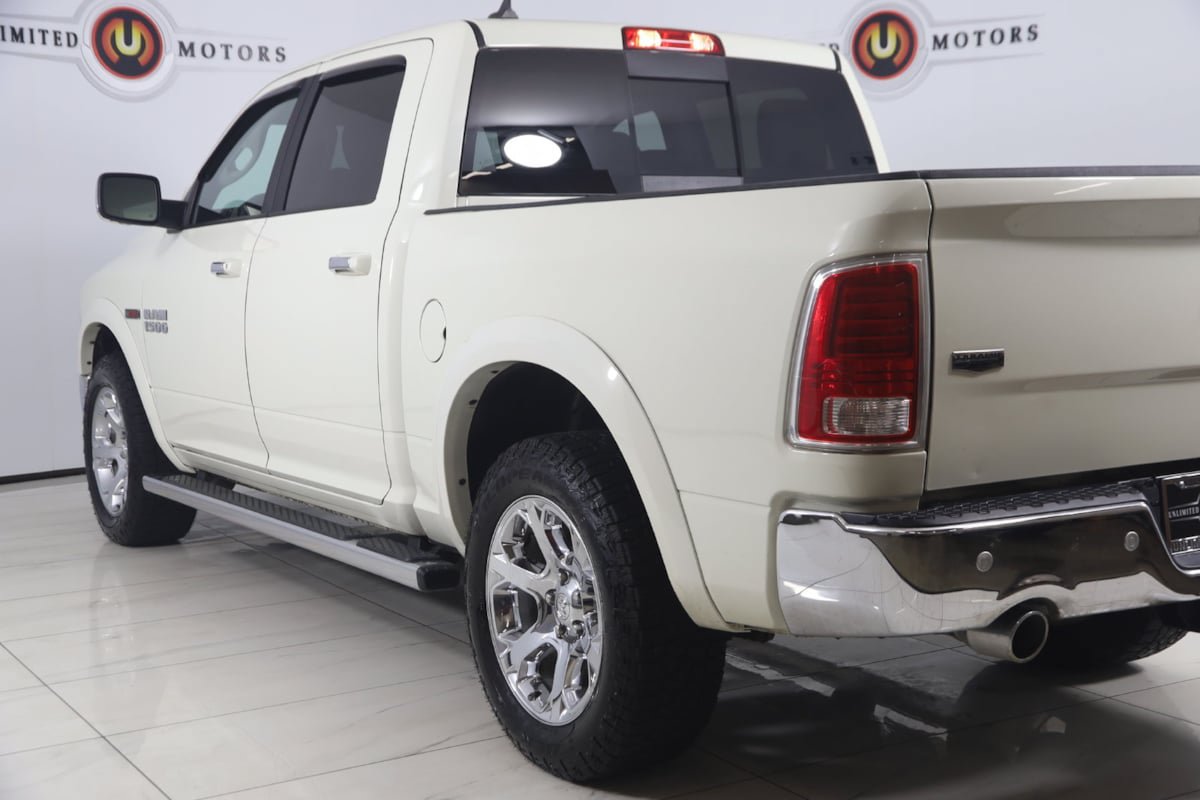 Used 2018 RAM 1500 Laramie w/ Convenience Group AWD/4WD image 22
