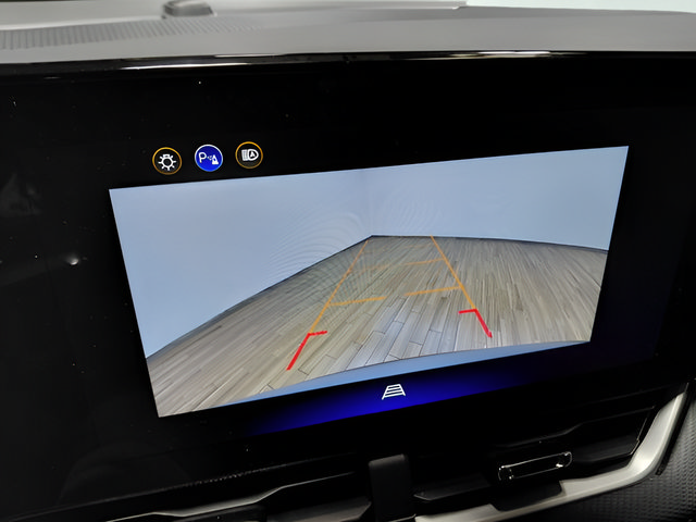 Used 2026 Chevrolet Equinox LT FWD image 7