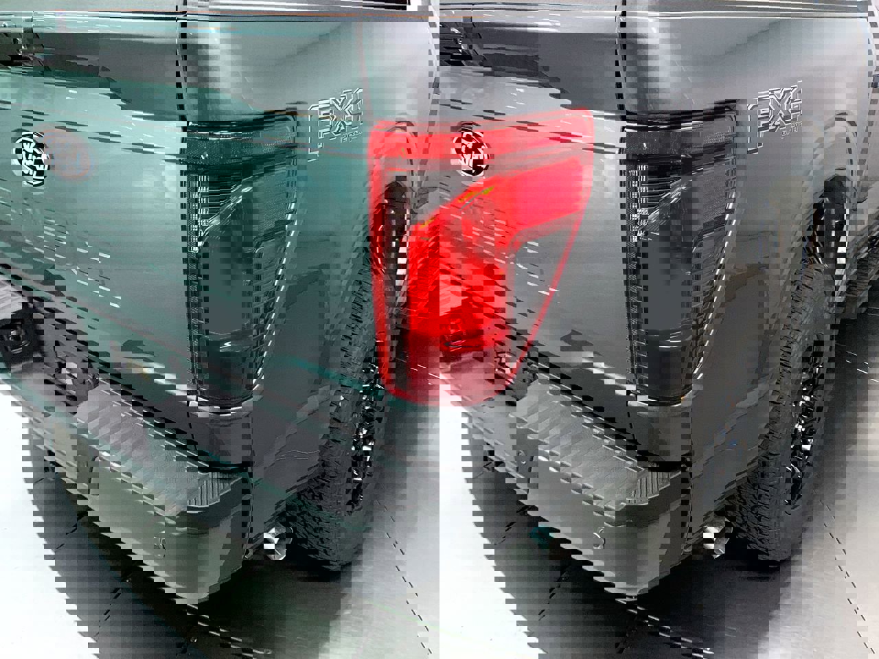 New 2025 Ford F150 XLT w/ Equipment Group 302A MID image 38