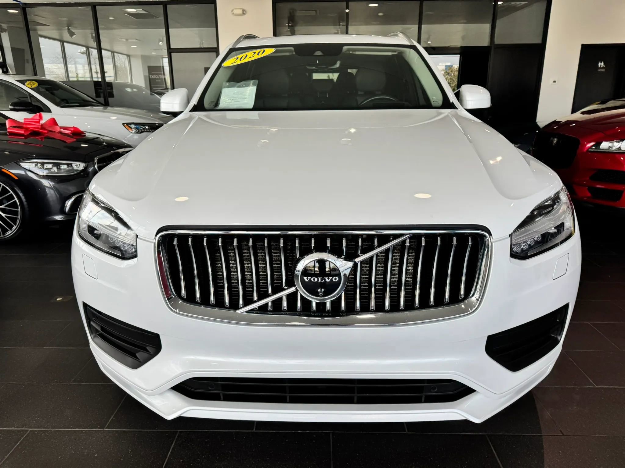 Used 2020 Volvo XC90 T6 Momentum AWD/4WD image 8
