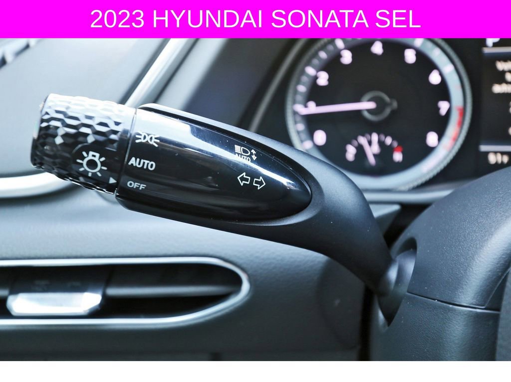 Used 2023 Hyundai Sonata SEL image 17