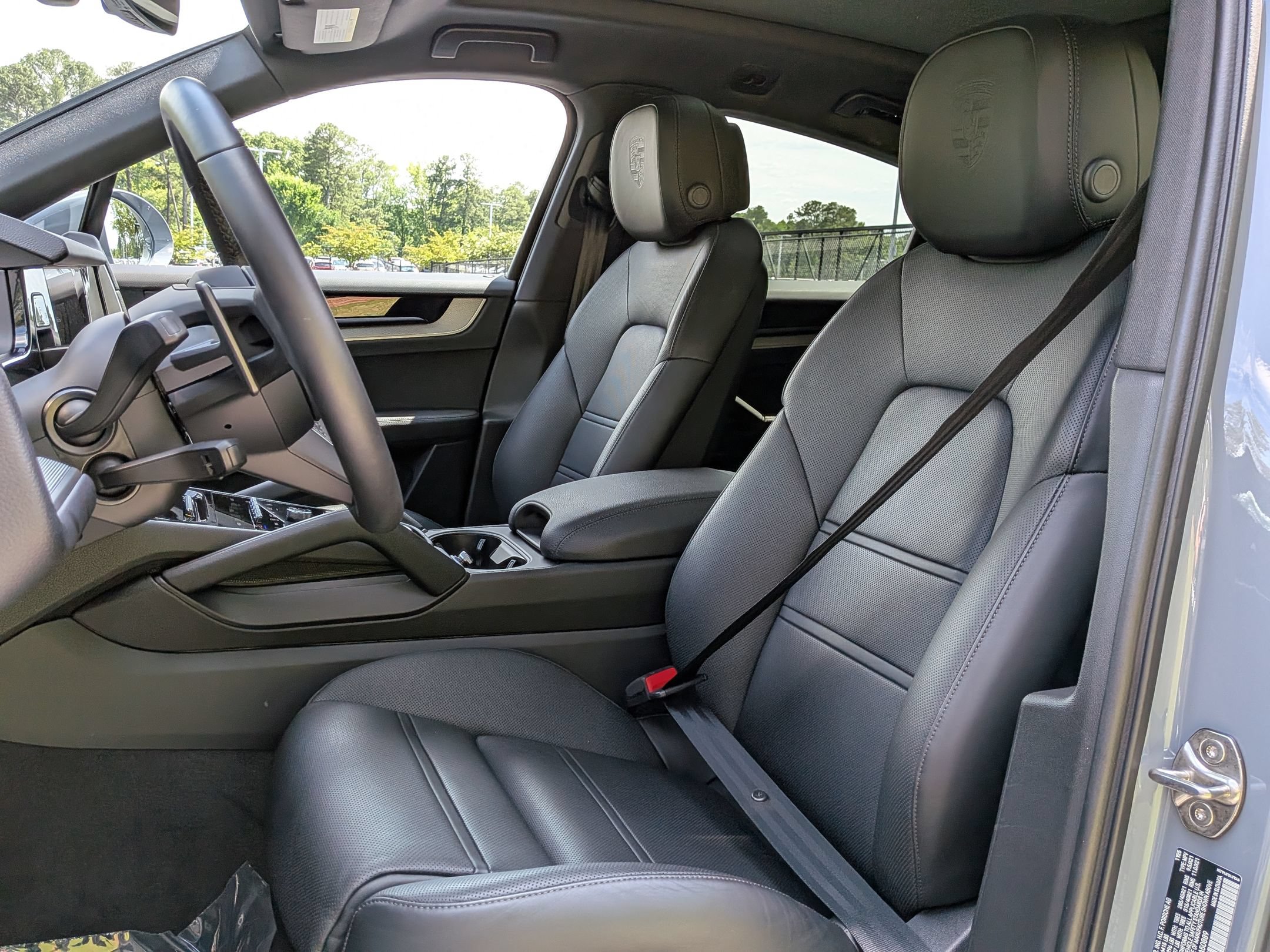 Certified 2026 Porsche Cayenne S AWD/4WD image 5