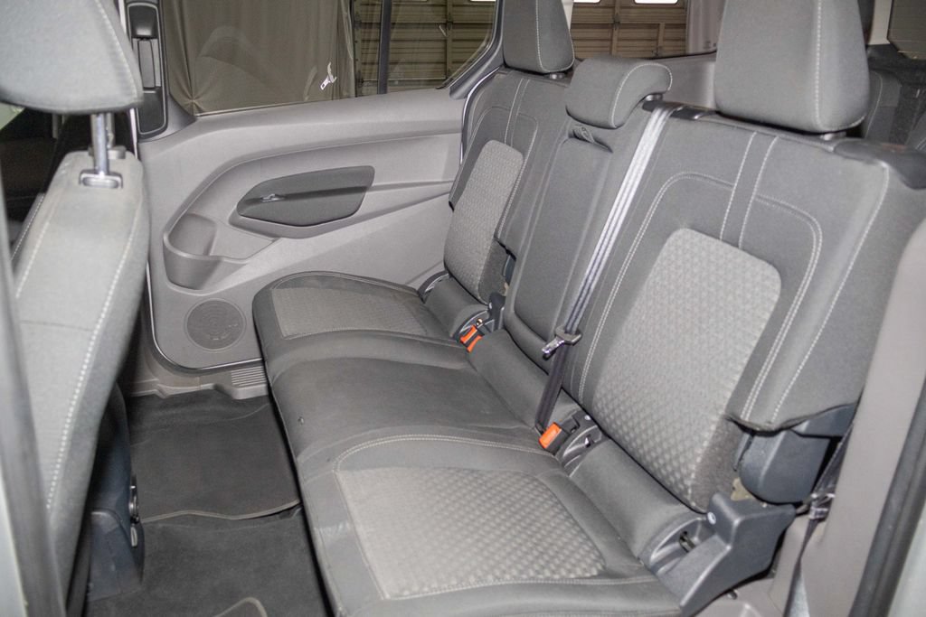 Used 2021 Ford Transit Connect XLT FWD image 13