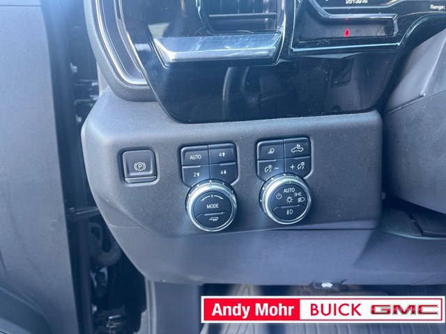 Used 2023 GMC Sierra 1500 SLT w/ SLT Premium Plus Package AWD/4WD image 21